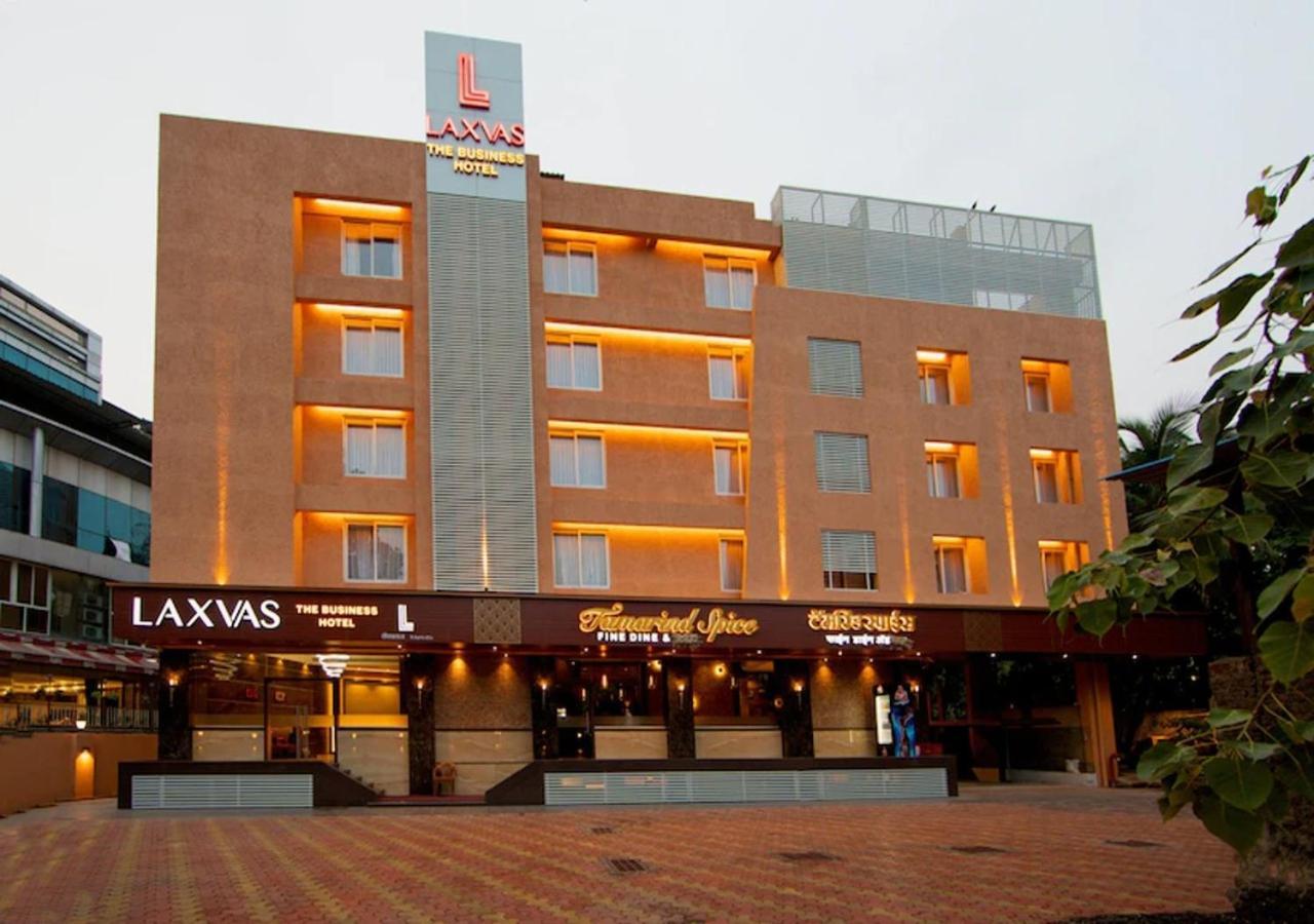 Hotel Laxvas Thane Eksteriør billede