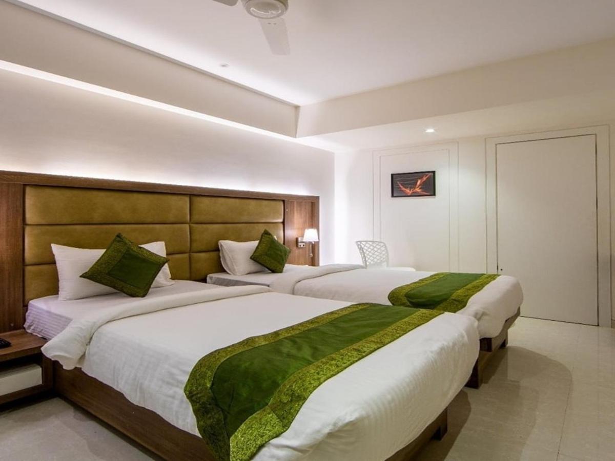 Hotel Laxvas Thane Eksteriør billede