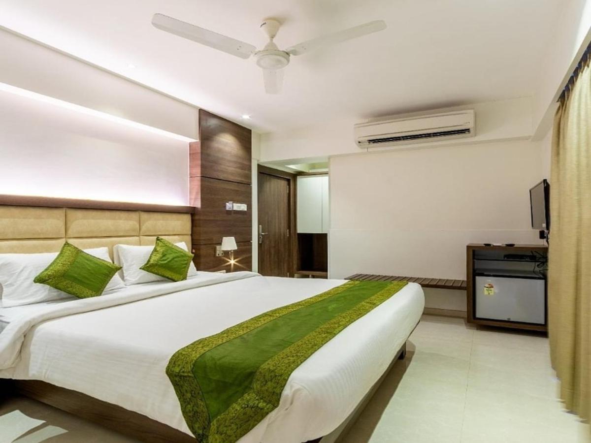 Hotel Laxvas Thane Eksteriør billede