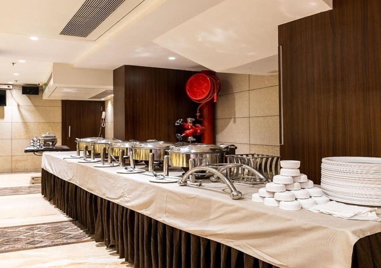 Hotel Laxvas Thane Eksteriør billede
