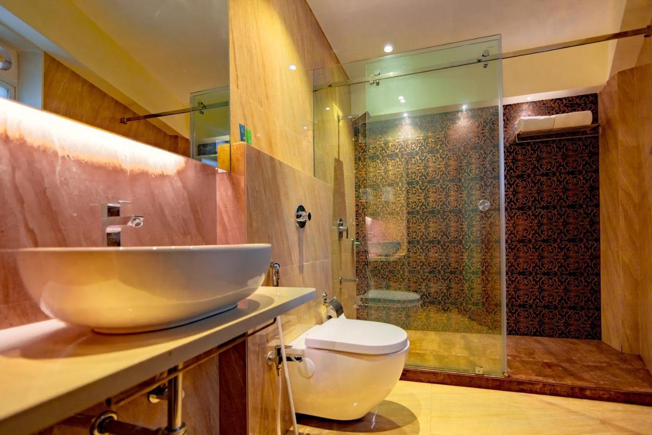 Hotel Laxvas Thane Eksteriør billede