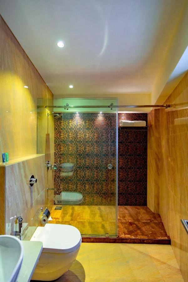 Hotel Laxvas Thane Eksteriør billede